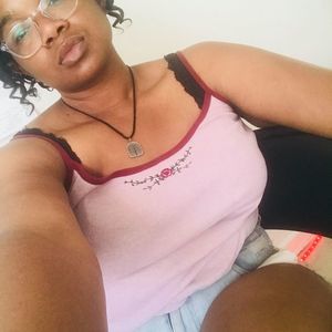 Meet your Posher, Candace